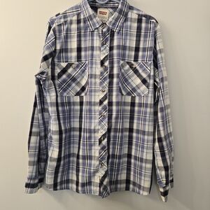 Levi's "Modern" Men's Blue Plaid Long-Sleeved Shirt in Excellent Condition - Lg